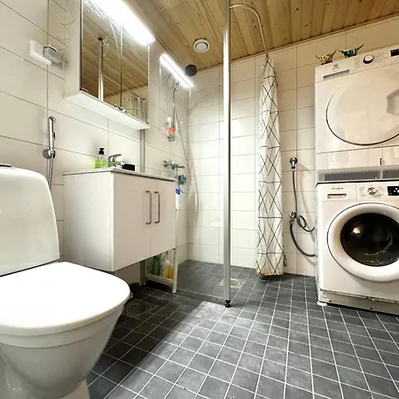 Sleep And Fly - Homestay Vantaa